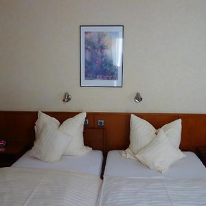 Großes Doppelzimmer